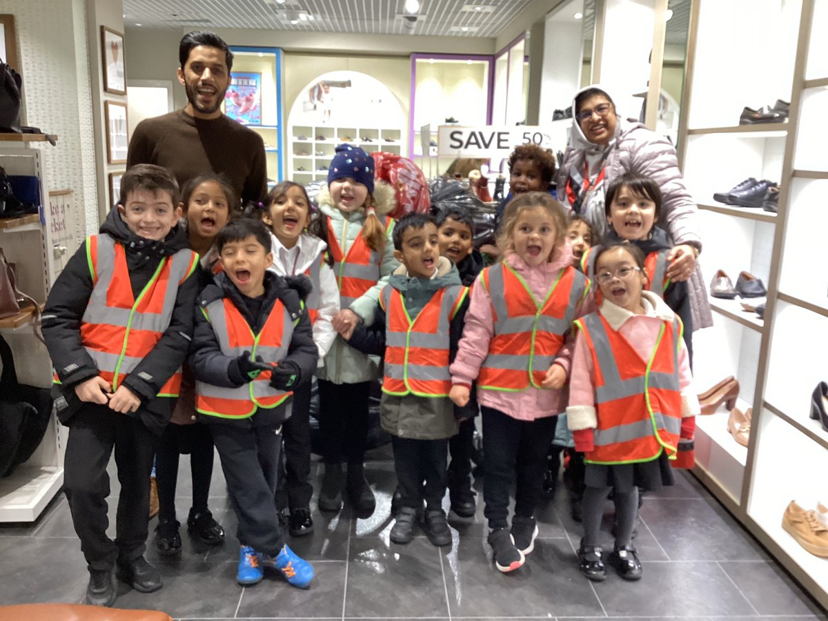 minetinfants's tweet photo. All of your shoes for #Shoeshare have been safely delivered to #Clarks in Hounslow. The RRSA Ambassadors and Mrs Vallijee enjoyed meeting Shahid the store manager to give them! #UNICEF. We were very tired after carrying so many shoes! Final count was around 300 pairs! https://t.co/ztilMavMzW