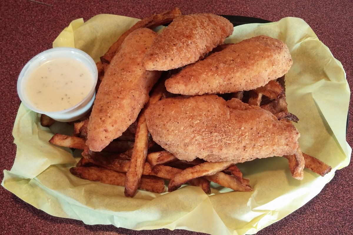 welcomeinn_WA's tweet image. Do you prefer our #CodFillets or #ChickenStrips? Sound off below!