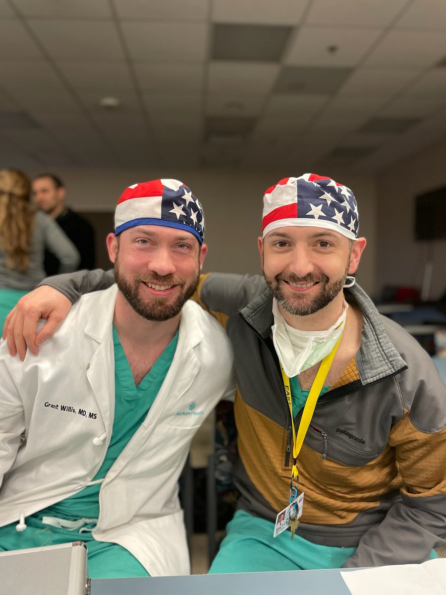 TraumaMPH's tweet photo. @EAST_TRAUMA @abriggs617 @JoshuaSCarson @JohnCull14 @notoriousRBGmd @topknife @HeeSooJungMD @gkasot While I didn’t think it was possible, I learned from @SteinSister @elliotthaut that mentoring is even better than being mentored. #eastmemberchat #NextGeneration https://t.co/X2rpfzKkTM