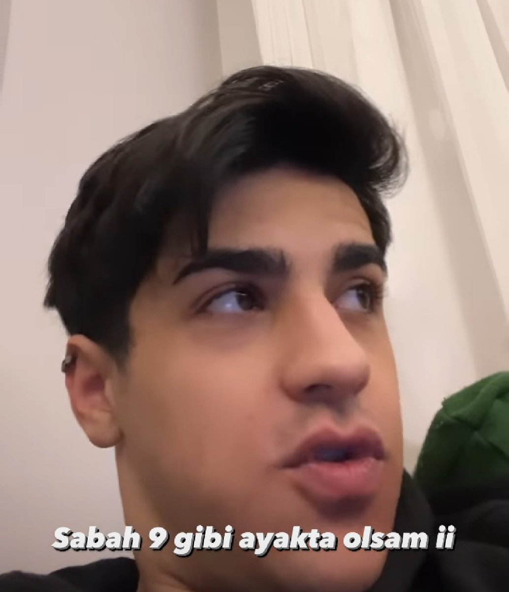 theodc36's tweet photo. Bir geliyorum bir gidiyorum 🙂 https://t.co/7PqKolQPAu