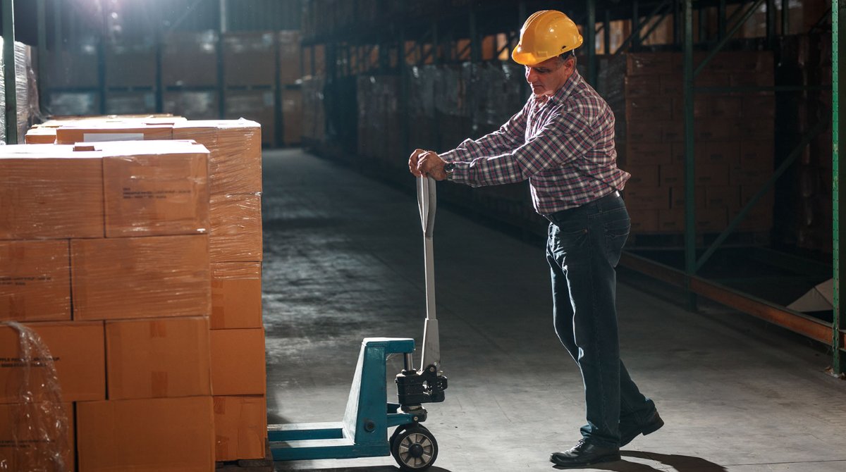 AASMorg's tweet photo. Extended work, higher workload, and emotional work demands were significant factors for #sleep disturbance among night-shift workers. The findings highlight the importance of adjusting work demands and mitigating extended work to reduce sleep disturbance. https://t.co/DysgrAyAtR https://t.co/ZAgul7Jk61
