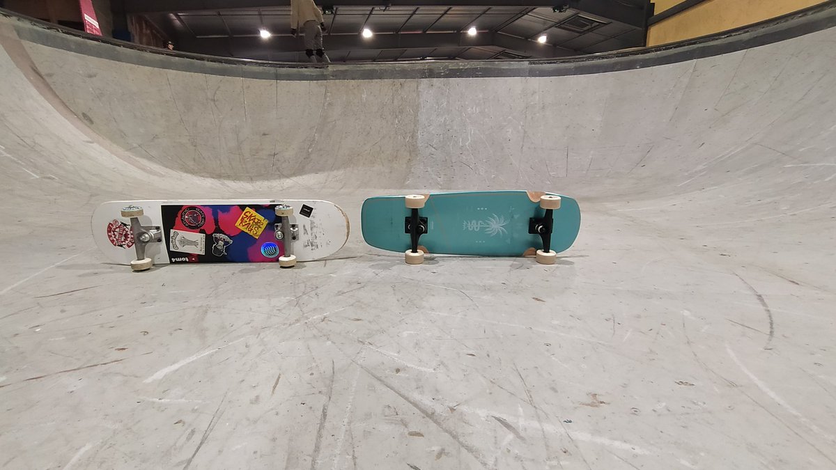 TomDussycle's tweet photo. Petite session #skate avec un collègue de #paridis au #skatepark #lehangar de #nantes. https://t.co/3dS3yHgFBO