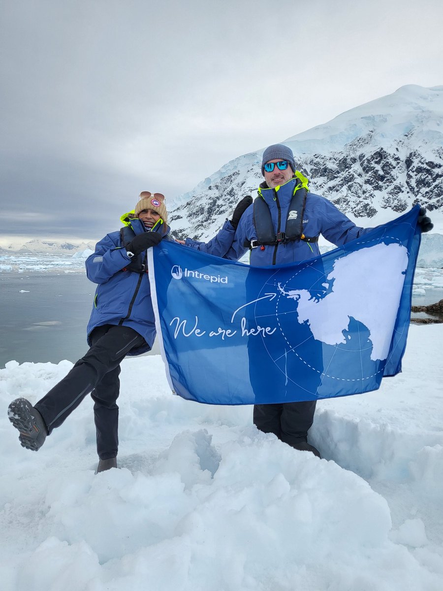 Sarah Knight tweet media