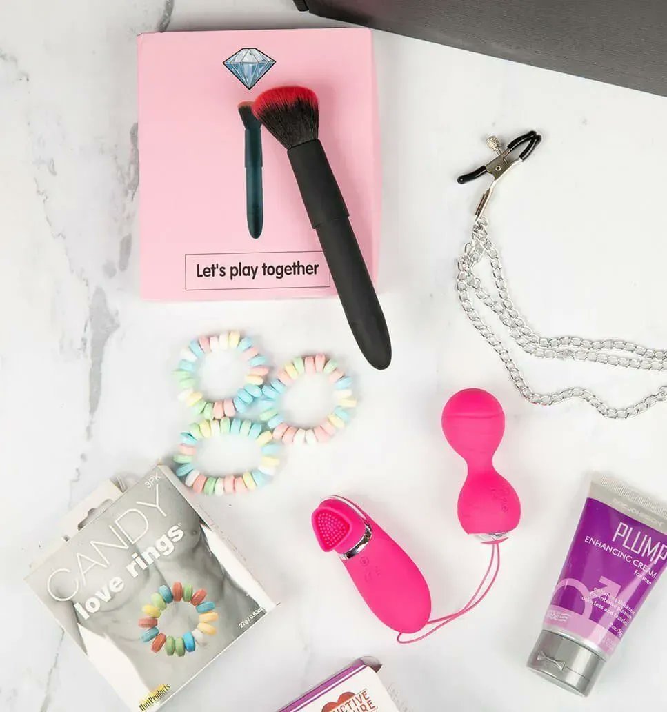 SeductiveBox's tweet photo. Your Adult Subscription Box will be delivered at your door full of high quality products at 50% off retail price. NO SAMPLES only full size products.
https://t.co/Lt3BGO0sfK

#couples #couplegoals #datenight #subscriptionbox #cratejoy #seggstoys #seductivebox https://t.co/OW4jPkJiBs