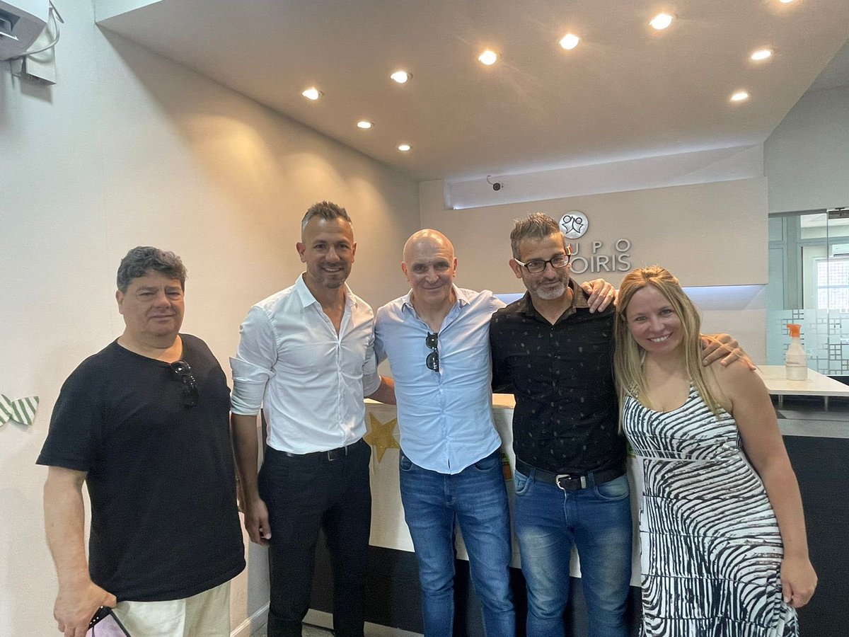 AvanzaLibertad_'s tweet photo. Gran recorrida con Roberto Casal de la UCEDE por Avellaneda. Estuvimos en el centro de capacitación terapéutica “Grupo Arcoíris”, conversamos con trabajadores y debatimos sobre los problemas de PBA con dirigentes distritales de la tercera sección.

@ucedeavellaneda @Ucede_PBA https://t.co/0YIx1FmLb0
