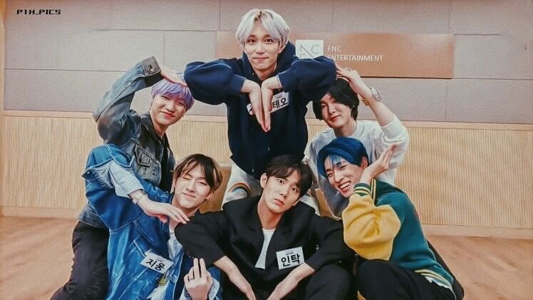 P1eceP1HCafe's tweet photo. Happy comeback day P1ece !! 

Send some sweet treats to your favorite P1ece to celebrate !! 💕

♡  https://t.co/y0dS9xM2Nk

#P1Harmony #SETIN #Back_Down #P1H_NeverBackDown #SETIN_DDAY https://t.co/8dTokB9Tma