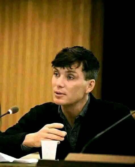 عندما تشتري ملابس لأولادك 

ولزوجتك ولنفسك لا تنسى من 

كانت تلبسك كـل يـوم وأنت 

صغير...❌

#الكنج