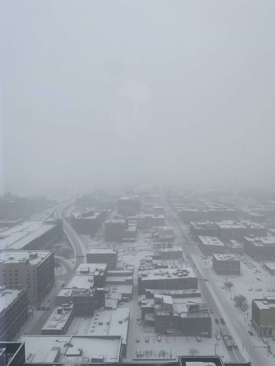 chaste (@seeseebe777) on Twitter photo 