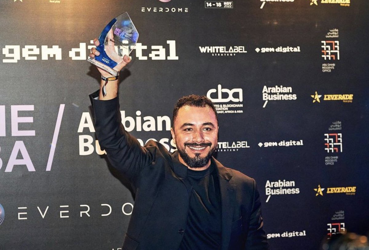 En #Populat celebramos el gran Talento que existe en la comunidad Latina. Hoy felicitamos al #colombiano <a href="/andreswifitv/">Andres Meneses</a> por el reconocimiento entregado como el "Top Global Crypto Youtuber / Influencer 2022" por <a href="/meba_awards/">The Meba Awards</a> The Middle East Blockchain Awards 🙌

#Web3 #cryptocrash