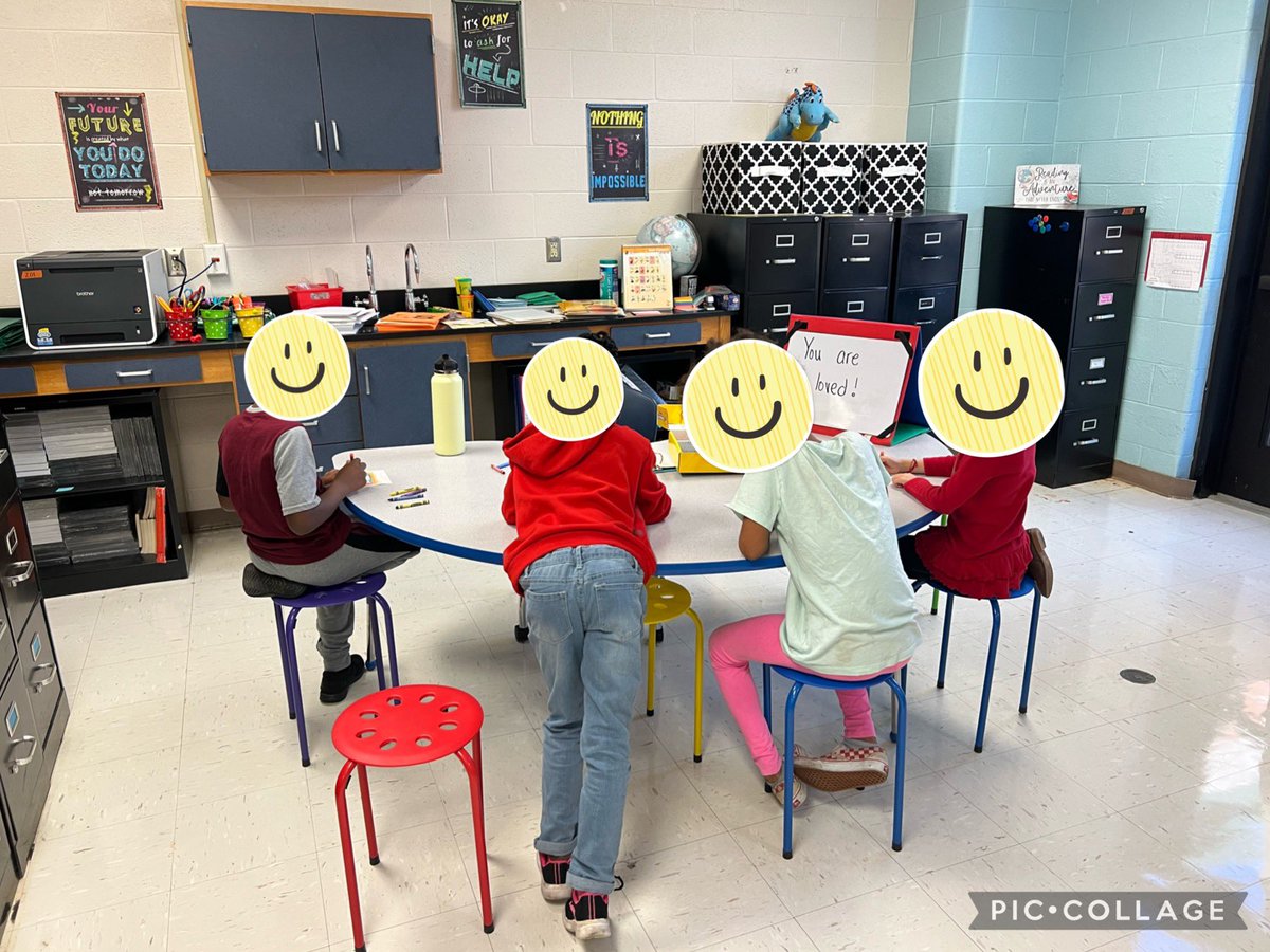 JenArnold6580's tweet photo. Today my students took some time to make notes to send with Lucy’s Love Blankets! So proud of my former Firstie and her love for others! @vkblaylock #GivingTuesday https://t.co/UjKExAzlyK