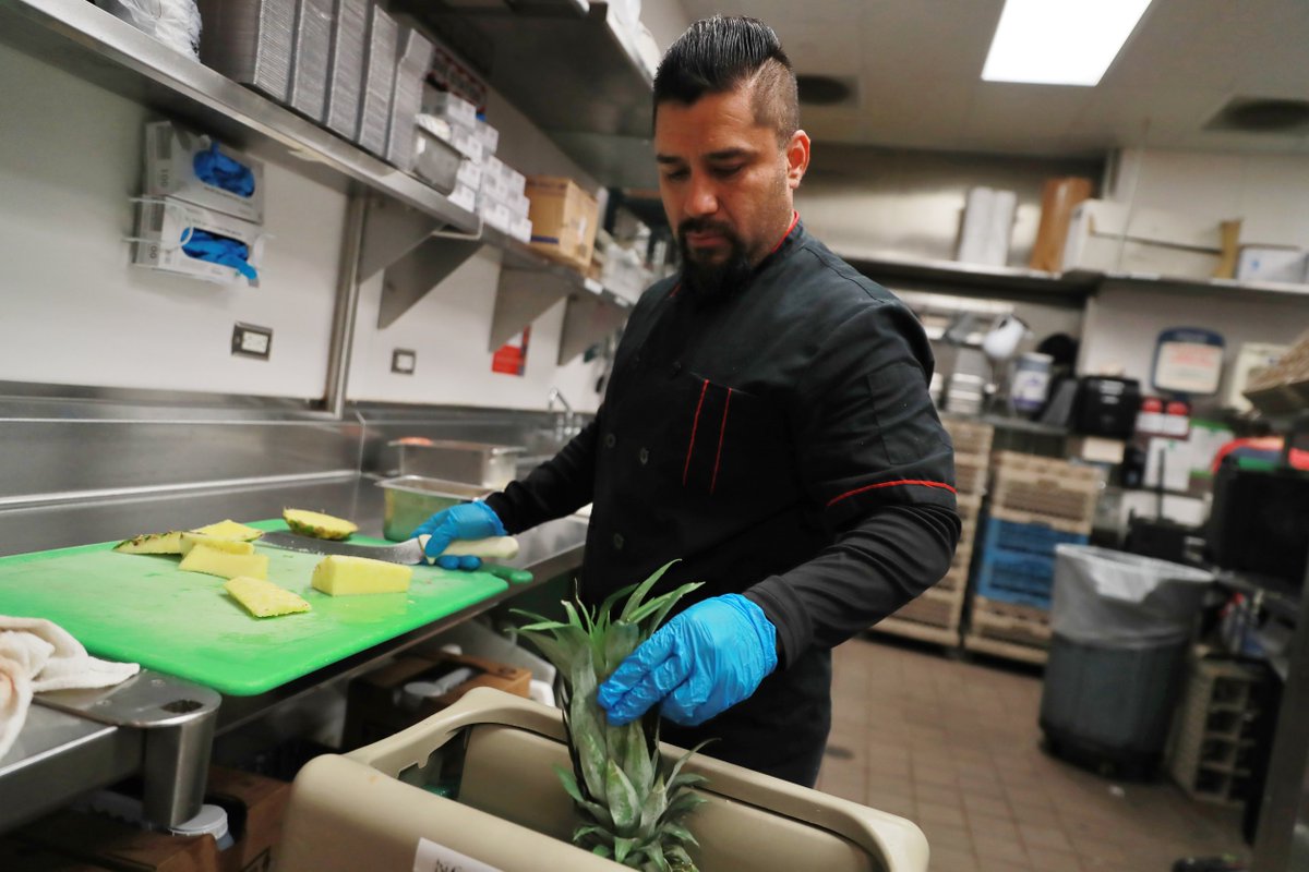 DFW Airport tweet media