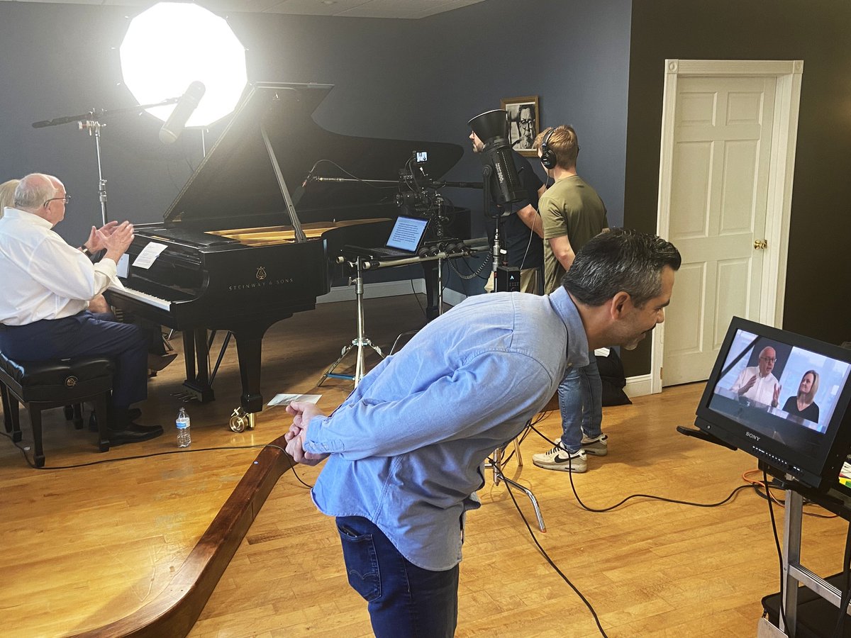 Coming soon… a special video announcement! Here’s a sneak peek. Recognize anyone?!

#foxcities #foxcitieschamber #chamberofcommerce