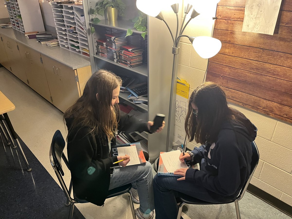 MsFrank_WMS's tweet photo. Practicing our discussion skills by pretending we’re on podcasts! Loving this new way to explore anticipatory questions before our next novel! Next time we need microphones! @Hamilton_WMS #LivinTheKnightLife #BigBlueOnTheMove https://t.co/jbsiZvRrWI