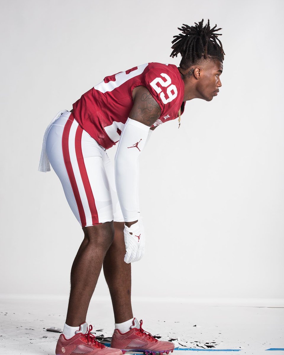 JordanMukes2's tweet image. I will be entering the transfer portal on Dec 5th! With 3 years of eligibility. My recruitment is 100% open. Thankful for my time at the University at Oklahoma.