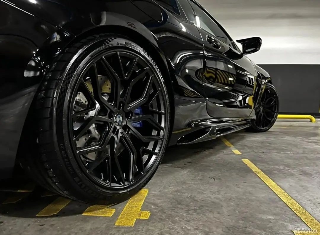 WorldWideCarsTM's tweet photo. Carbonada BMW M8 💀 https://t.co/zFVdDg78Po