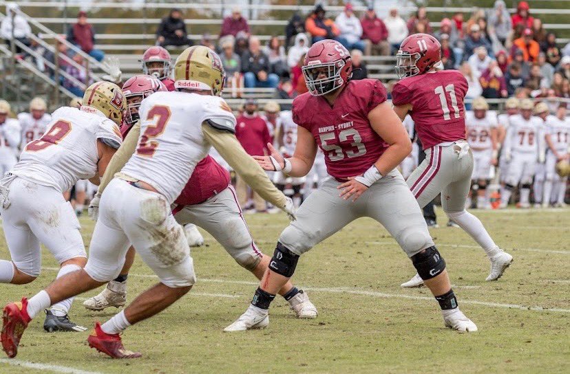 #AGTG After meeting with <a href="/CoachTomClark/">Tom Clark</a> , I have received an offer (roster spot) from Hampden-sydney college!! <a href="/TopKnight44/">Kevin Tucker</a> @TD_Coach_Camp