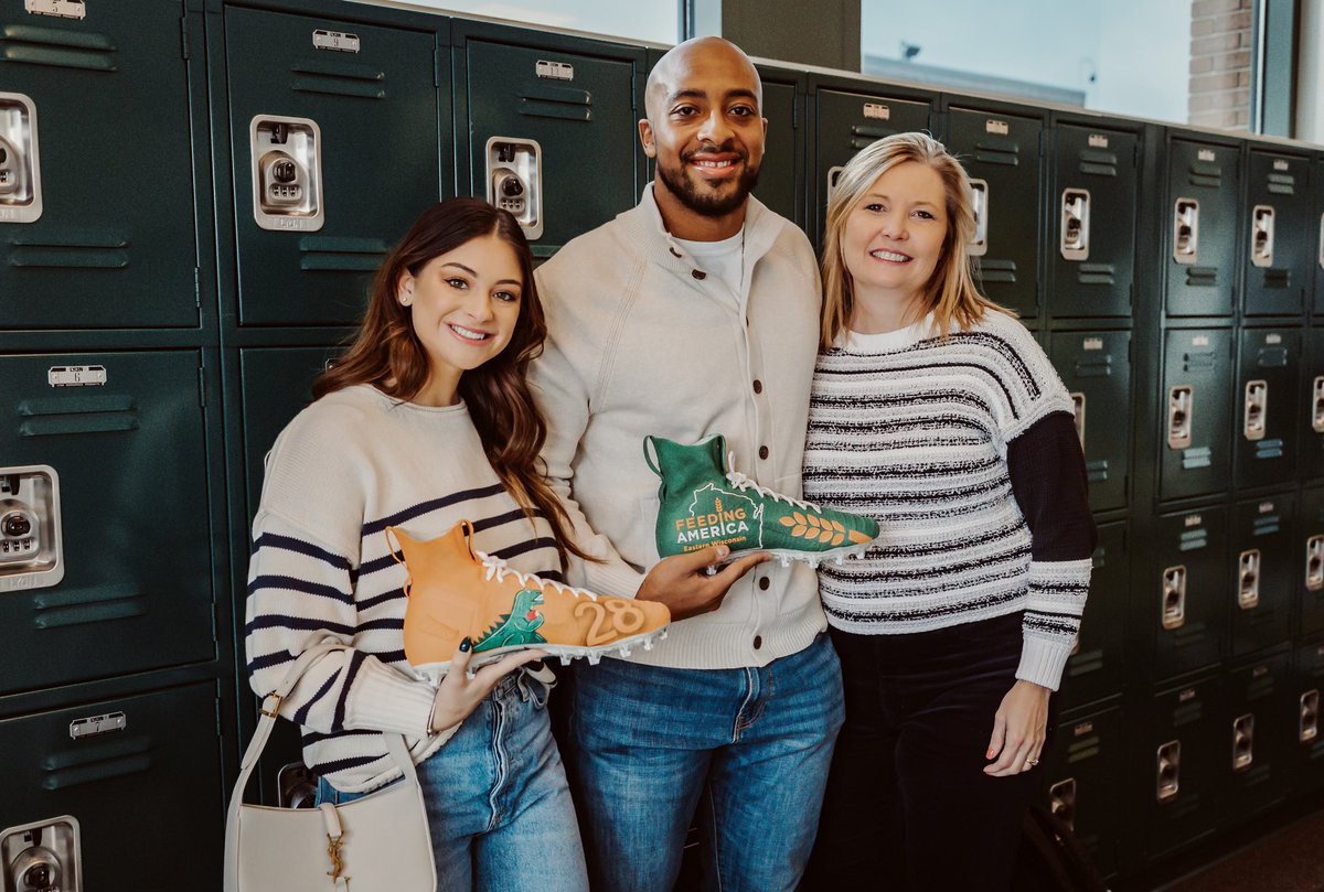 In 2022, our family helped provide more than 750,000 meals to local neighbors in need. On #GivingTuesday support <a href="/FeedAmericaWI/">Feeding America Eastern Wisconsin</a> – using the donation link below, ALL donations today will be MATCHED!
 
Donate here ➡️ thrivent.cotribute.co/events/695888/…