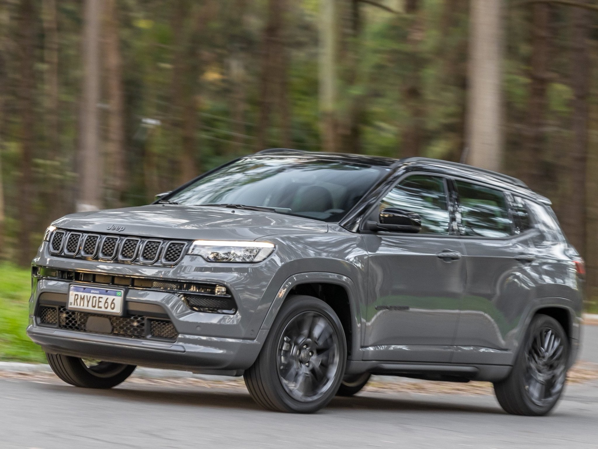 UOL on Twitter "MPF entra com ação de R 50 milhões contra Jeep por 22 defeitos no Compass