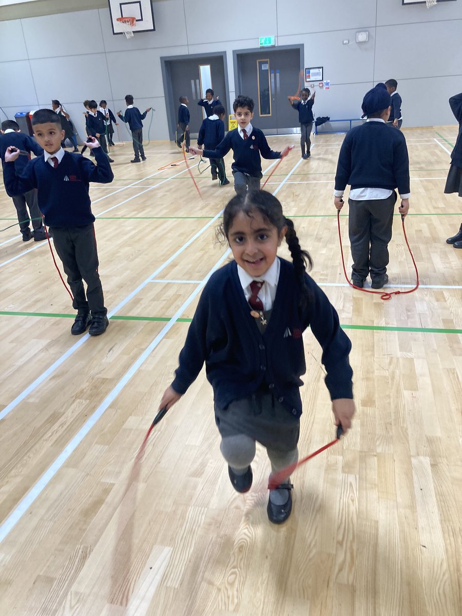 Amazing effort and excitement in the Primary House Skipping Competition. 💪🏻 Well done to the winners: Aconcagua! 🏔️ The individual winners received one of our House Competition pin badges to wear on their tie. “I can’t wait for 2023 skipping competition!”