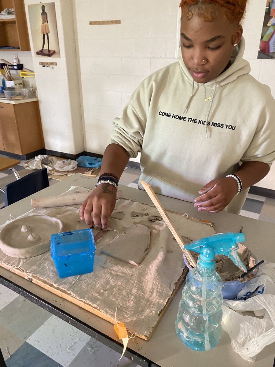 DHS Gold Team tweet media