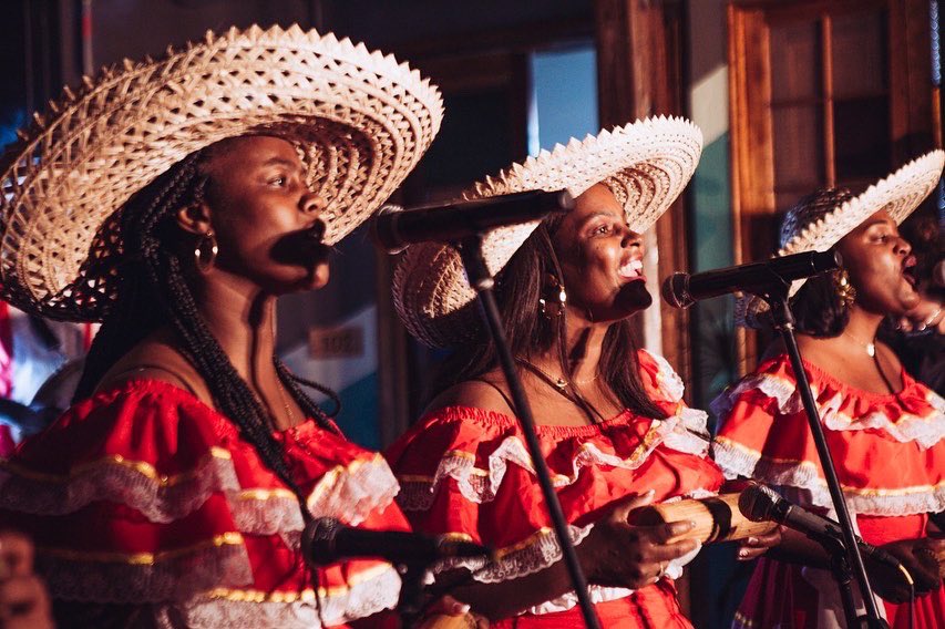 Discos Pacífico tweet media