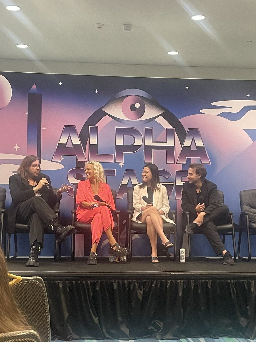 Proud of our holder <a href="/Mattapause/">Matthew Pandolfe</a> for speaking on numerous panels at @DcentralCon 

Huge congrats to all of our talented and amazing holders contributing to the excitement of Basel!