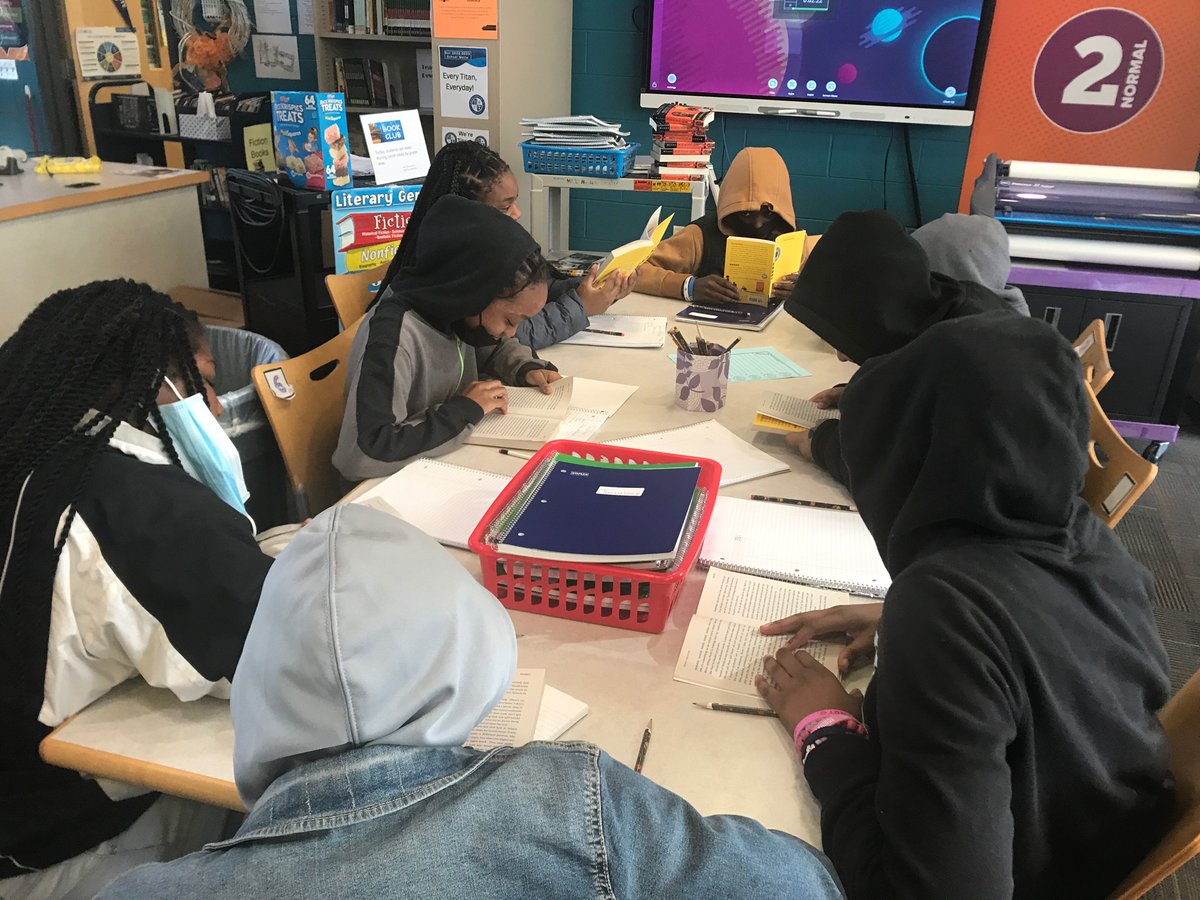 TB4Kids's tweet photo. It’s Tuesday’s Book Club during grade-level lunchtimes. 
#BooksMatter @rps_libraries @MLK_Titans @RPS_Schools https://t.co/rdlWHmNpnF