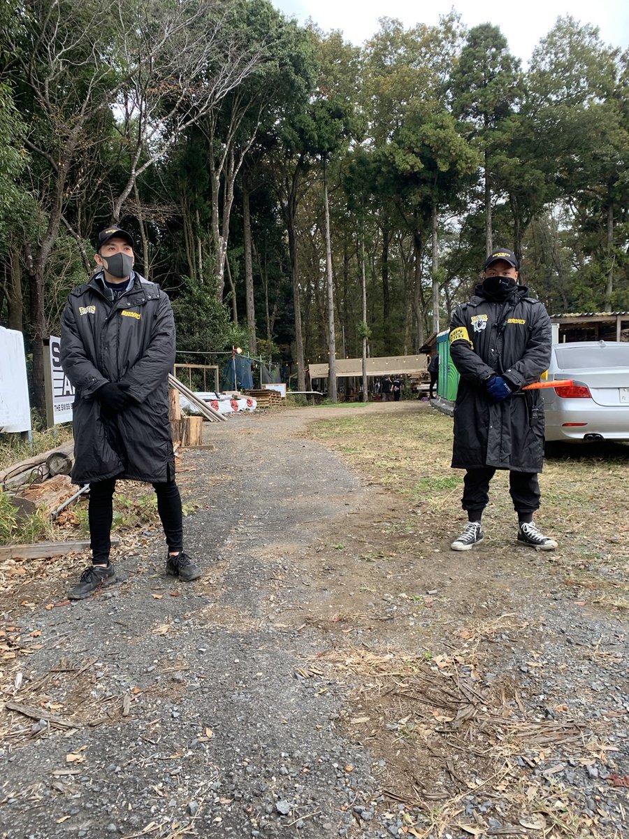 BONDS520's tweet photo. 【野外イベント】
イベント時における駐車場整理業務
＃AIRSOFTPARKGAEDEN #野外 ＃千葉
＃BONDS ＃BONDSSECURITY ＃ボンズ https://t.co/1qRuySW05j