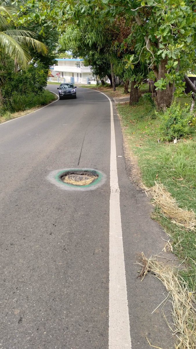 adoptaunhoyo's tweet photo. En #CaboRojo #Joyuda Carr. 102 km 16.2 #adoptaunhoyo #pothole #potholes @skytrafficpr @DTOP https://t.co/CywuKxKhiX