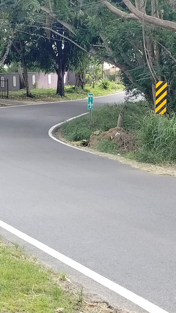 adoptaunhoyo's tweet photo. En #CaboRojo #Joyuda Carr. 102 km 16.2 #adoptaunhoyo #pothole #potholes @skytrafficpr @DTOP https://t.co/CywuKxKhiX