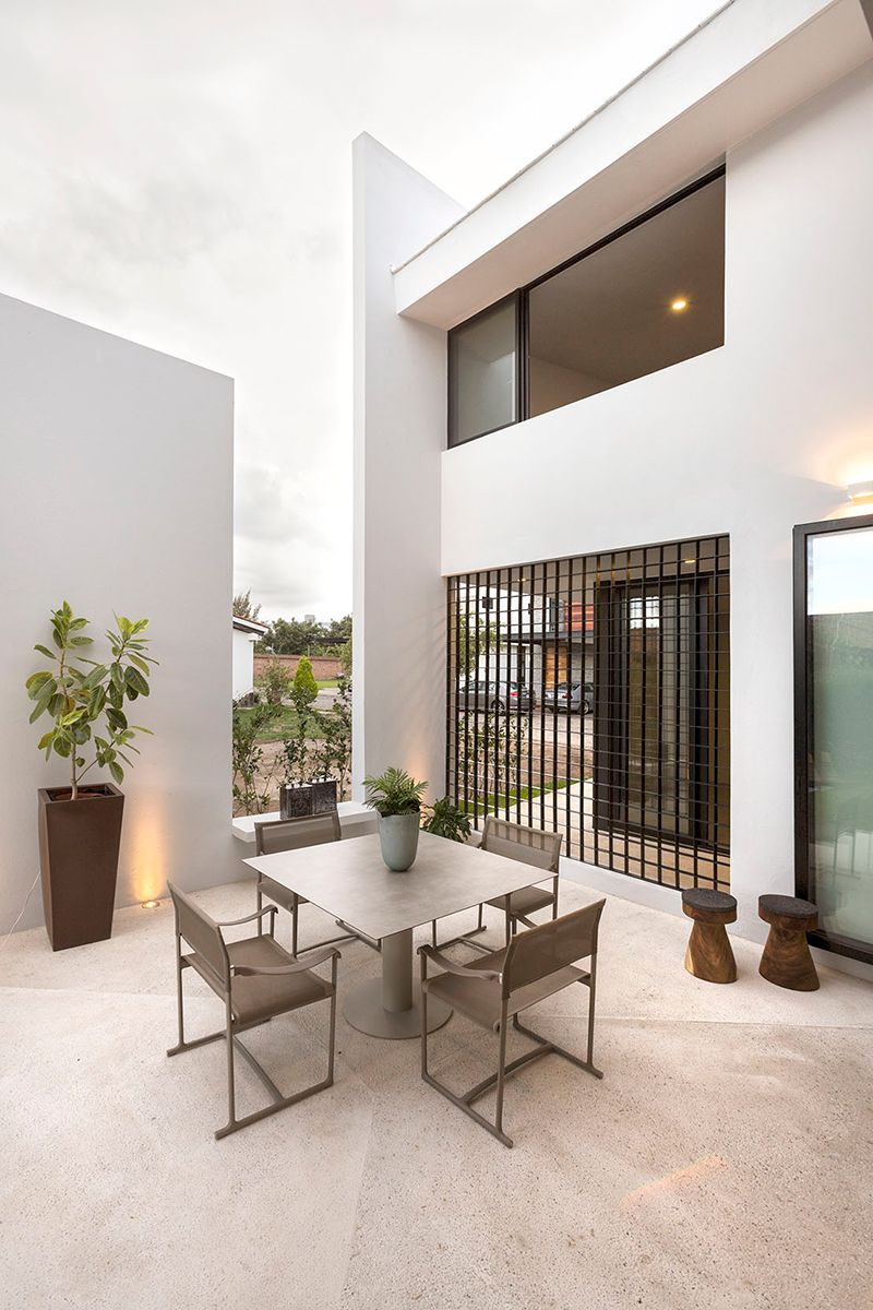 Arquitectos_MX's tweet photo. Casa Domus Tuam / Estudio Lasson

Fotografía: Marcos Garcia

Proyecto  --> https://t.co/ZSjHQqj7Y6

#Arquitectura #Architecture #SoyAMX #Zapopan #Casas #Houses #México https://t.co/6kxRxuOZbr