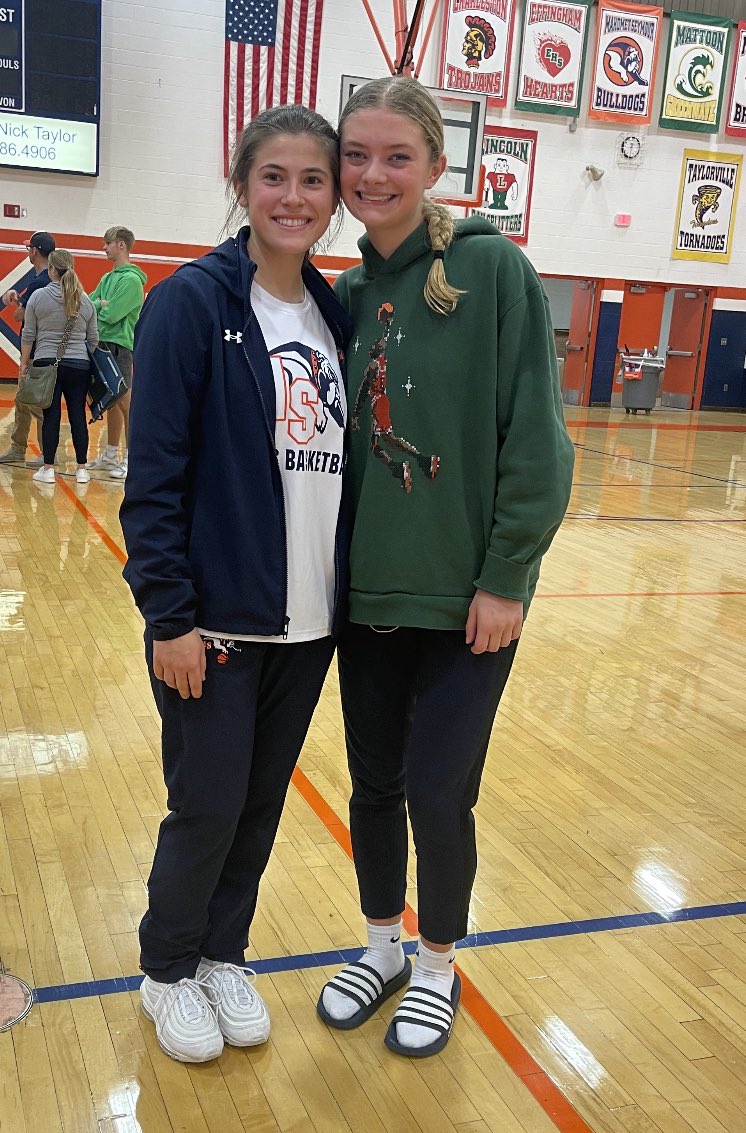 Two future <a href="/LLCC_LoggersWBB/">Lincoln Land Loggers WBB</a> getting together for a picture after a hard fought game. #LoggerStrong #ProveEmWrong
