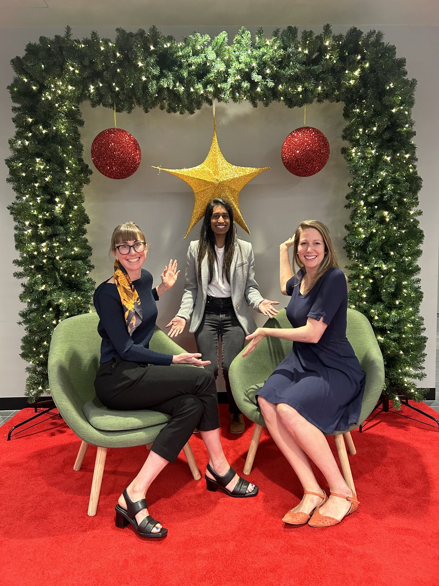 DT4Health's tweet photo. The team all ready for their first-ever Pitchathon 🎉

Come along to @melbconnect, from 5:30pm to find out what a Digital Health Pitchathon might look like! 

🖱️https://t.co/mJ6U3SpGju to find out more

#innovation #digitalhealth #virtualhealth #event https://t.co/jFFhuETuLN