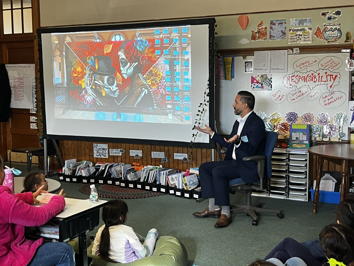 SuzLeads's tweet photo. An amazing day at La Familia today! First, @ACM_Batista came to visit, talked to 3rd &amp; 4th graders about local government &amp; the power of being bilingual.  This evening, we hosted dual language parents &amp; those interested in conversation! I ♥️ my job @worcesterpublic @drrmonarrez https://t.co/kGwfBhViWY