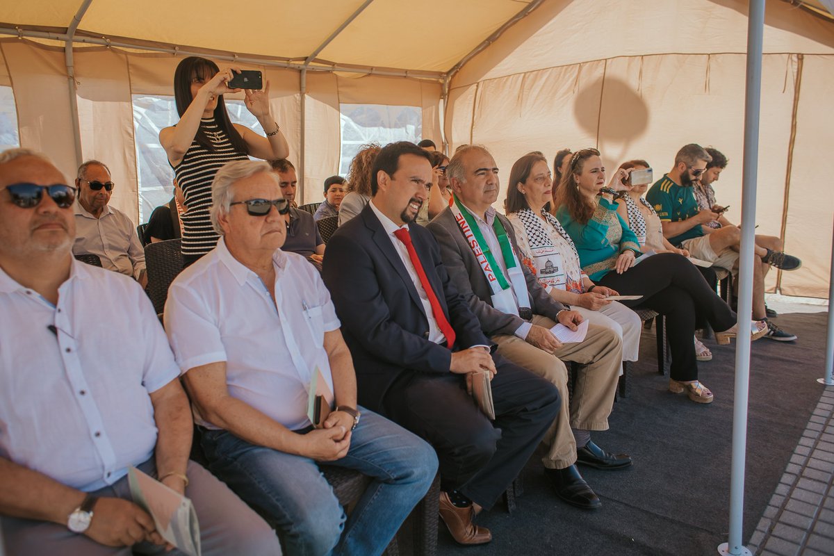 damikgi's tweet photo. Noviembre 29, hemos conmemorado el dia de la Solidaridad Internacional con el Pueblo Palestino,nos han acompañado autoridades locales, Gobernador Regional Oscar Crisóstomo pdte Cámara Comercio Alejandro Lama, Pdte Agricultores Carlos Gonzalez Mufdi, Escuela y Comunidad Palestinas https://t.co/aRwDK8NXPv