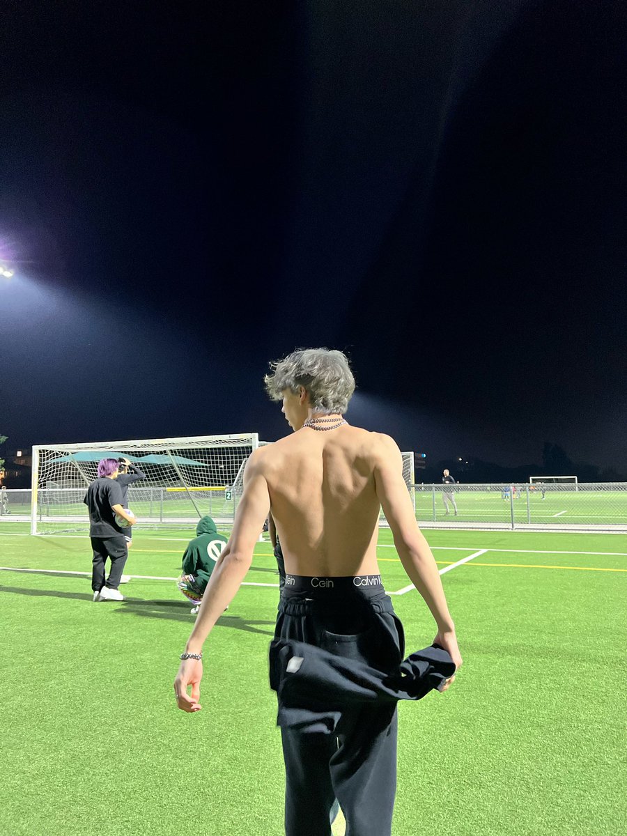 OliverMoy's tweet photo. splash brothas 💦 https://t.co/zqMm0vrmTC