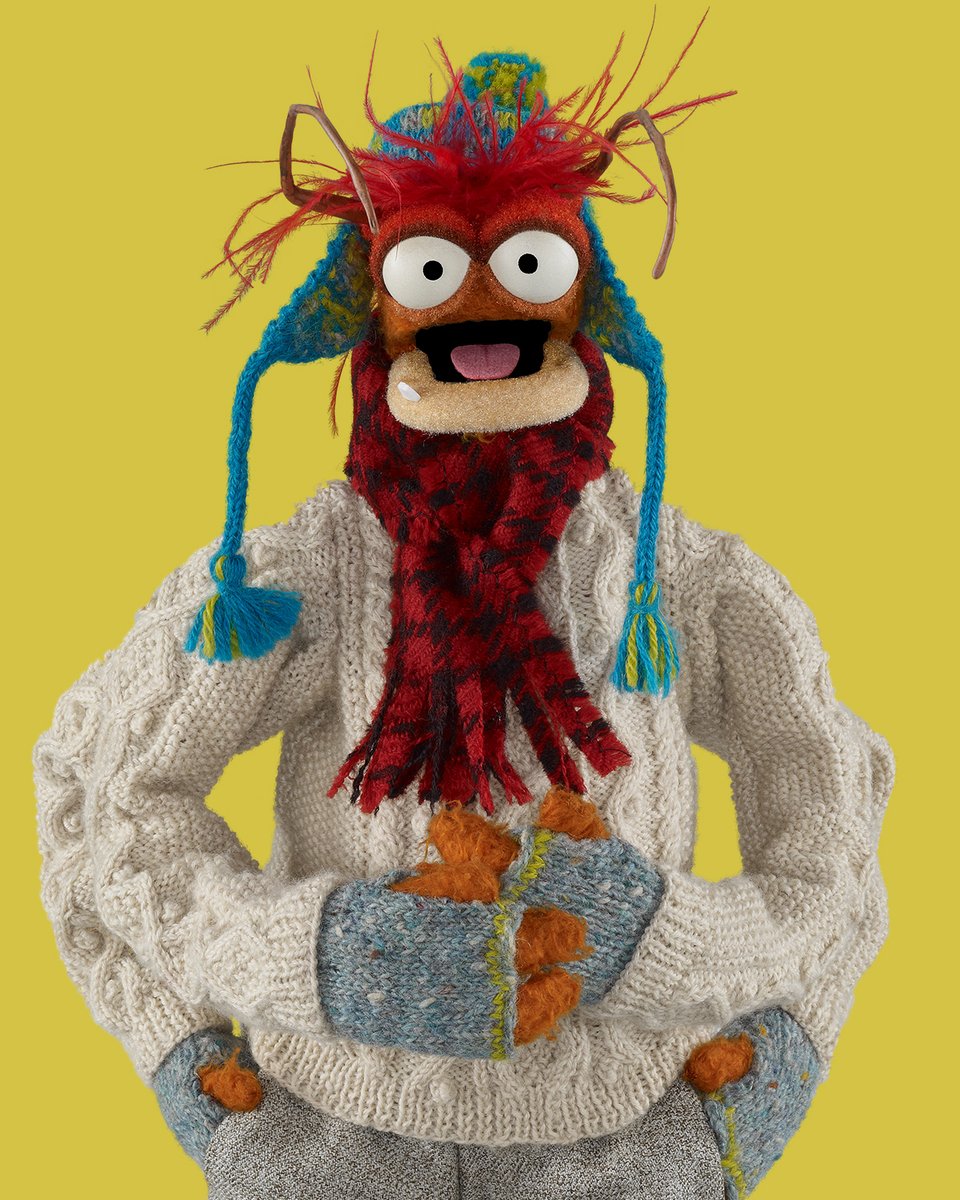 SpicyPrawn's tweet photo. I love winter clothes – I look so good in them! It's important to look hot even when it's cold, okay. https://t.co/Gr2KxdbD5D