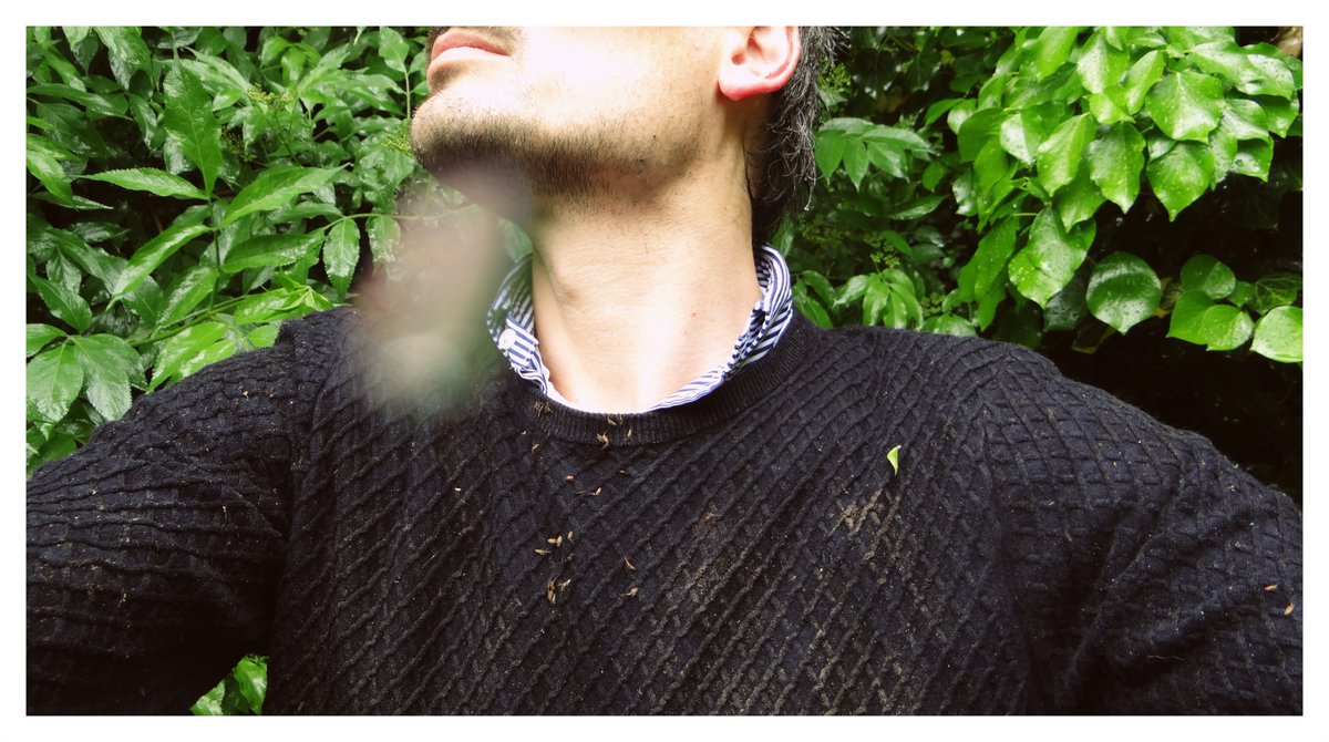 LrWetshirt's tweet photo. Muddy/wet fun in my garden!
*
#preppyclothes #wam #muddyclothes #wetclothes #ralphlaurenshirt #wetsweater #WetPants https://t.co/NAhr3Nj9dh