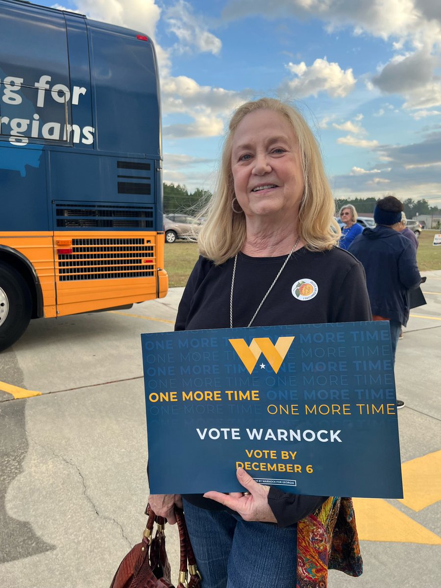 Team Warnock 🇼 tweet media