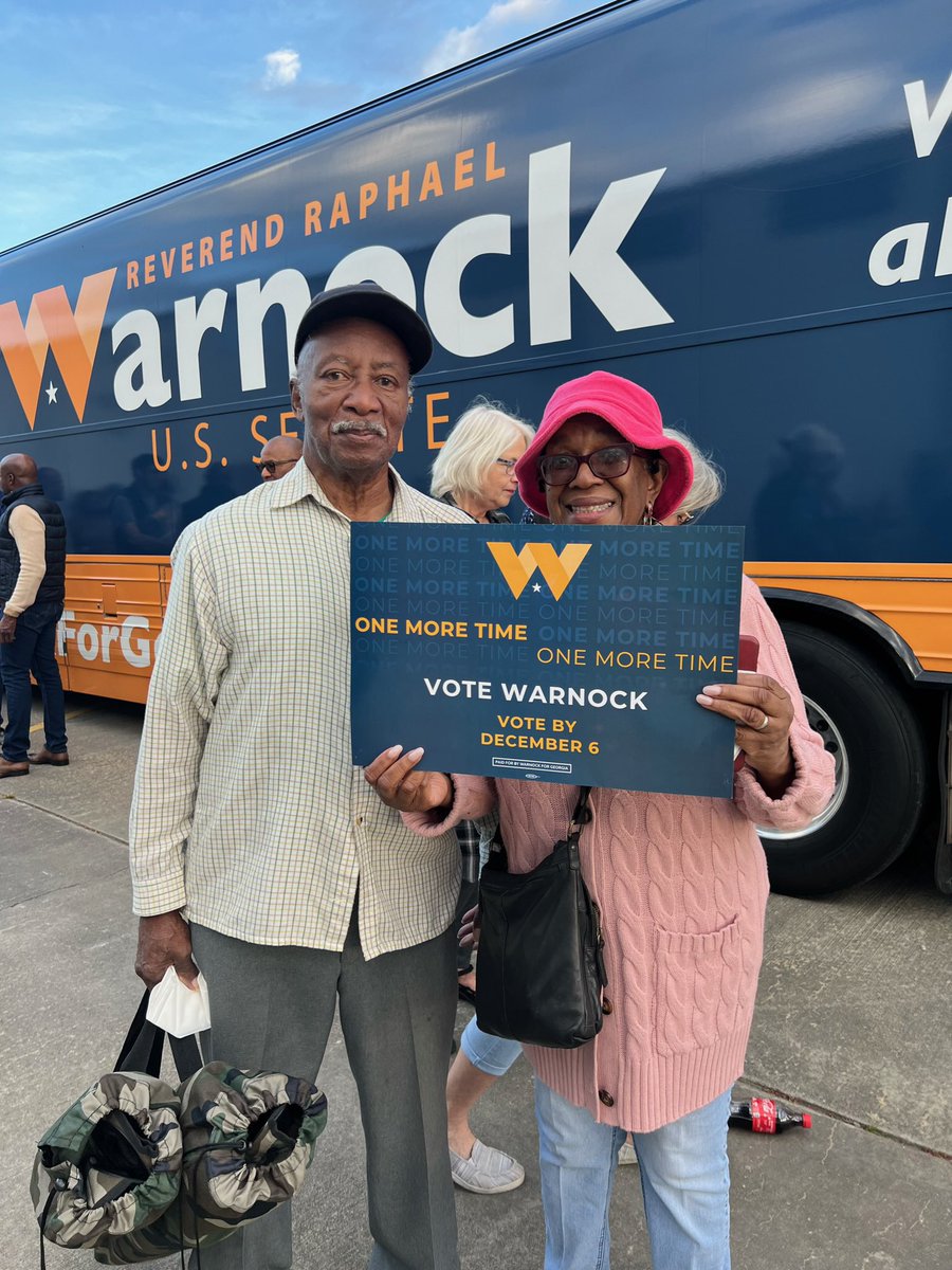 Team Warnock 🇼 tweet media