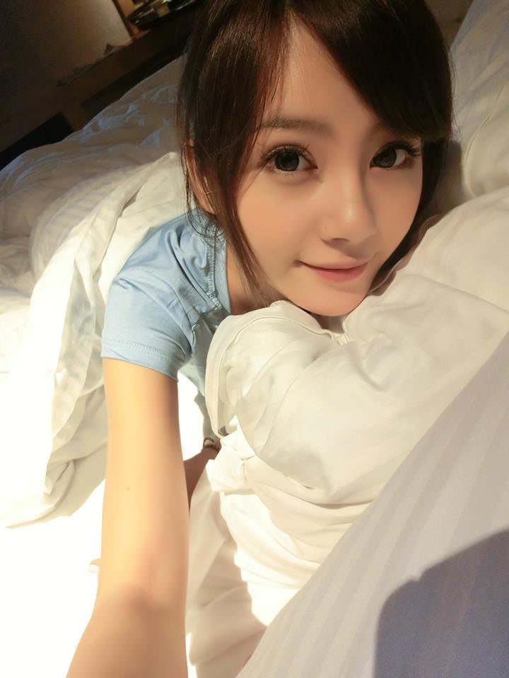 Coco746472412's tweet photo. 上天不會虧待癡情人，它只會往死裡整
#香港ptgf #香港兼職女友 #香港女生 #香港學生 #ptgf出租女友 #ptgf女友 https://t.co/yM19W7gPlY