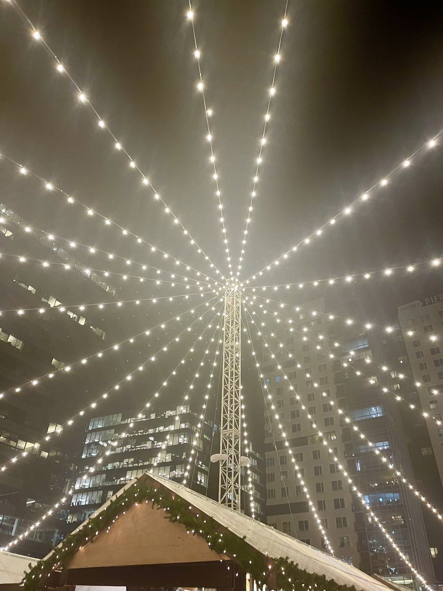 ErinforBoston's tweet photo. Hot cocoa, holiday lights, @Tuscan_Kitchen food, and lots a friendly neighbors at the @FPNA_Boston  Holiday Gathering at the Snowport. Make sure you make it down to the Winter Market for some great holiday shopping. 
#seaport #southbostonwaterfront #actionnotjustwords #bospoli https://t.co/RjAcOgO33G