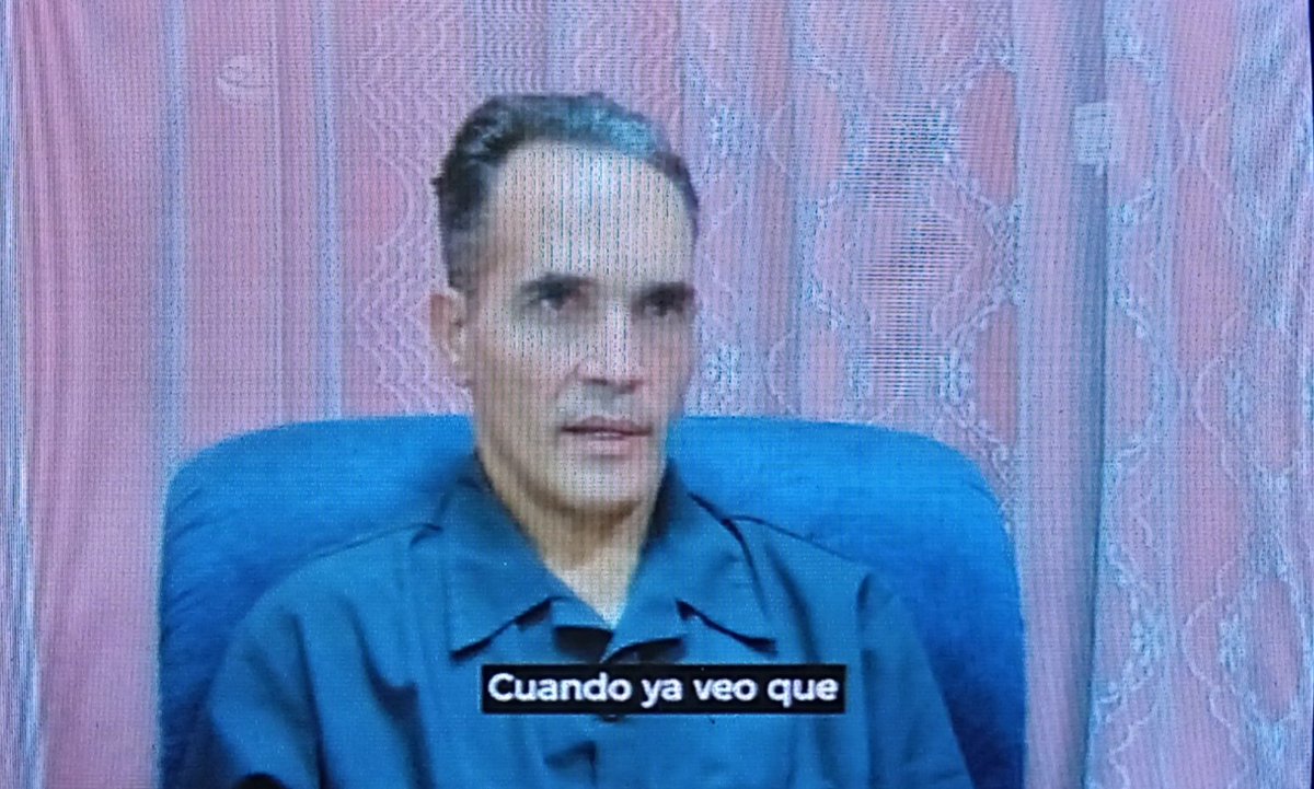 Ay Pollo! Tú nunca escuchaste eso de que el capitán no huye, sino se hunde con su barco! Cobarde, tu irresponsabilidad y avaricia tubo un alto costo en vidas.
"Por la rotura del motor, y la manera en que se me viró la lancha, no hubo nada a propósito"

#NoAlTráficoHumano