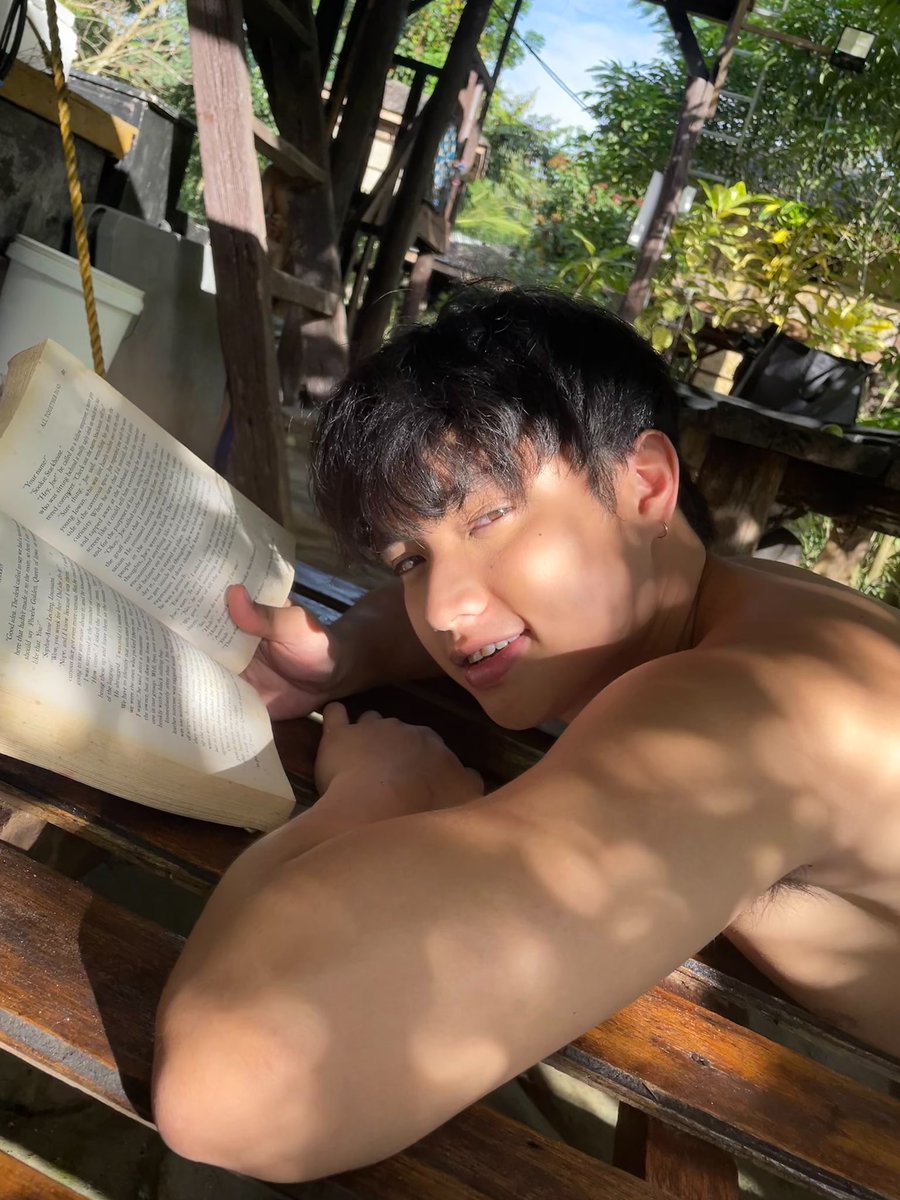 KychMinemoto_'s tweet photo. 📚 https://t.co/LhqZLxwkJO