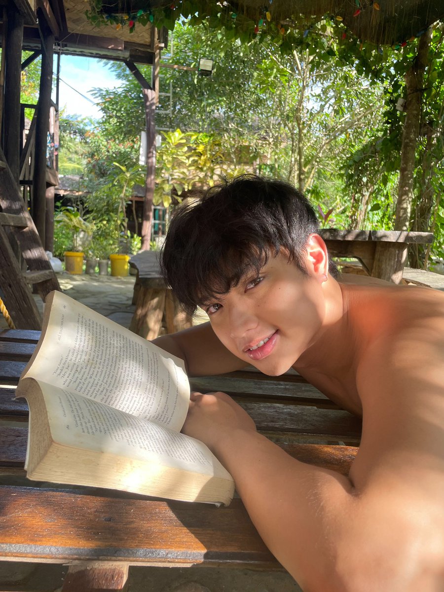 KychMinemoto_'s tweet photo. 📚 https://t.co/LhqZLxwkJO