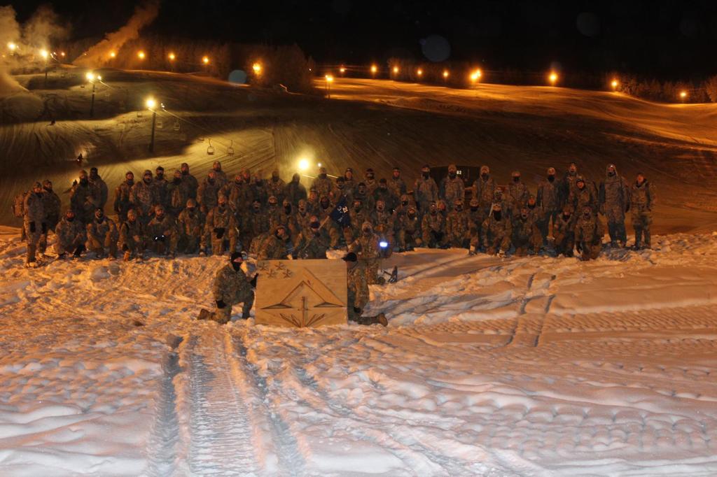 DCO_1_5IN's tweet photo. #ArcticTough PT! -25° and snowshoes!

@JEDoiron 
@11thAbnCSM 
@brian_eifler 
@11thAirborneDiv 
@I_Corps https://t.co/sFH6IPHb2r
