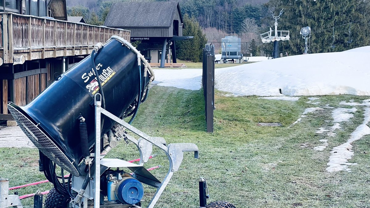 Snow Trails (@snowtrails) on Twitter photo Snow Guns & Cooling Tower ready for next #STSnowmaking! Forecast is warm late week again, so most stockpiles will stay to best protect. We will update you by middle of next week on when Opening Day is possible.
•
•
#SnowTrailsOH #Ohio #Snow #Ohiowx #OHwx #Snowmaking Snow Guns & Cooling Tower ready for next #STSnowmaking! Forecast is warm late week again, so most stockpiles will stay to best protect. We will update you by middle of next week on when Opening Day is possible.
•
•
#SnowTrailsOH #Ohio #Snow #Ohiowx #OHwx #Snowmaking
