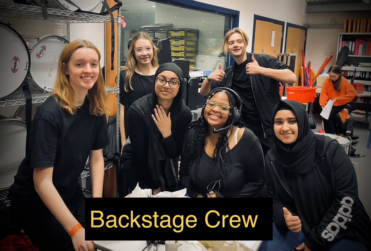 CambsCreate's tweet photo. Meet the young leaders who made tonight work! Incredible! #AutumnShowcase #Team #CreateFamily #YoungLeaders #TheFutureIsBright @Coleridge_Edu @United_Music1 Part 2 https://t.co/CuuKzjnnW5