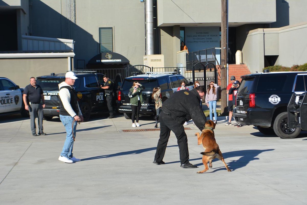 DenisonTexasPD's tweet photo. Echo is honored to be sponsored by these Hot Cocoa Participants! To show his appreciation, Echo demonstrated some of his favorite moves. 

Even though we are grateful for Echo’s talents, we are also grateful to have some of the most talented Hot Cocoa makers representing the DPD! https://t.co/lW7RSkGKxs