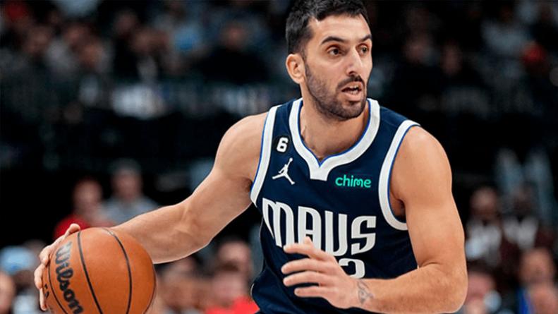 NBACVP's tweet photo. Los #Mavs cortaron a Facu Campazzo para hacerle un lugar en la plantilla a Kemba Walker, reciente incorporación del equipo.

Lo cierto es que prácticamente no tuvo chances de hacer su juego. Casi siempre entró con el partido definido. Una pena. https://t.co/69njD9qDLN